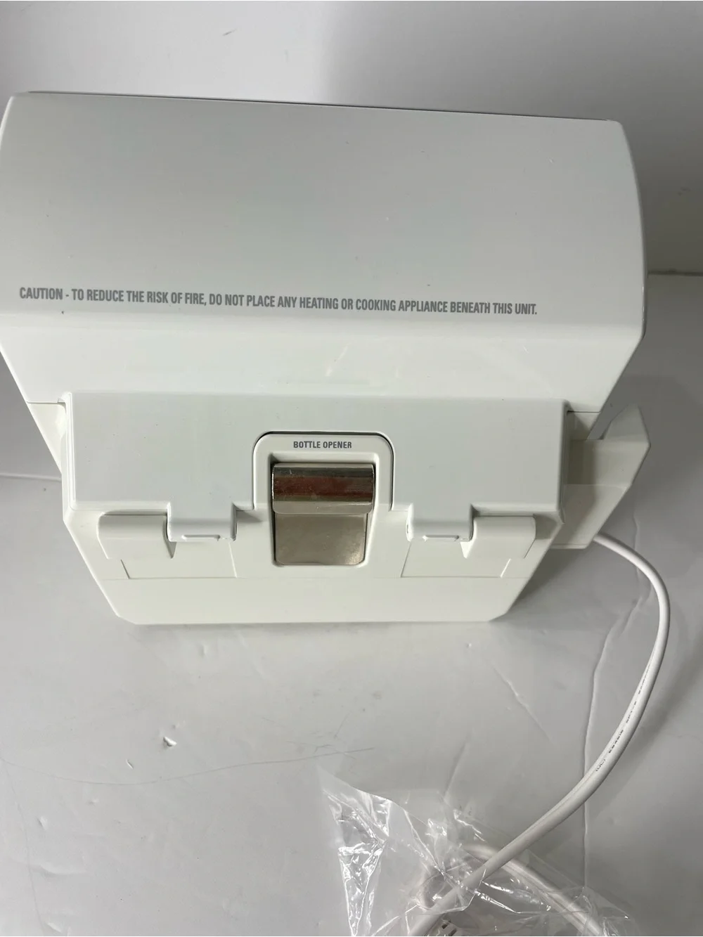 Black & Decker Spacemaker Under The Counter Can Opener NEW White in Box